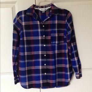 Old Navy woman shirt